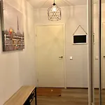 New Renovated Huoneisto