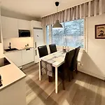 New Renovated 아파트 헬싱키